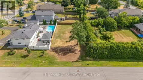 9 Doris Avenue Ottawa ON K1T 3W8