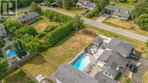 9 Doris Avenue Ottawa ON K1T 3W8