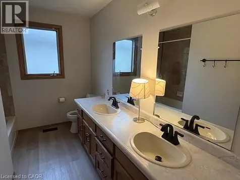 70 Bechtel Drive Kitchener ON N2P 1S8