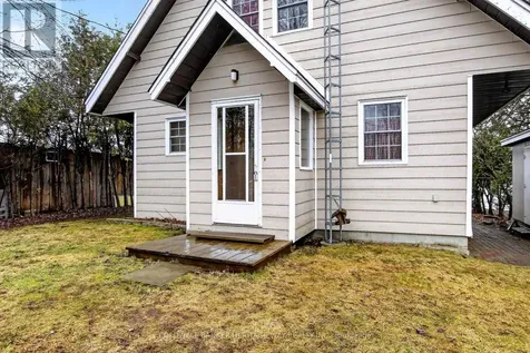 122 Avenue 4 Avenue Beckwith ON K7C 4L7