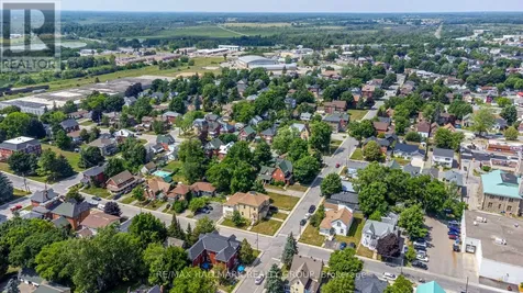 20 Russell Street West Smiths Falls ON K7A 1N9