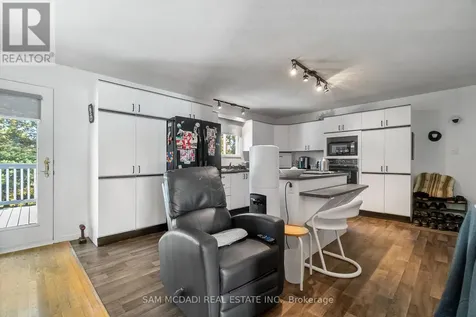 2705 Laurier Street Clarence-rockland ON K4K 1A3