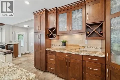 44 Sunvale Place Stoney Creek ON L8E 4Z7