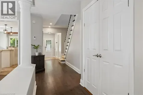 44 Sunvale Place Stoney Creek ON L8E 4Z7