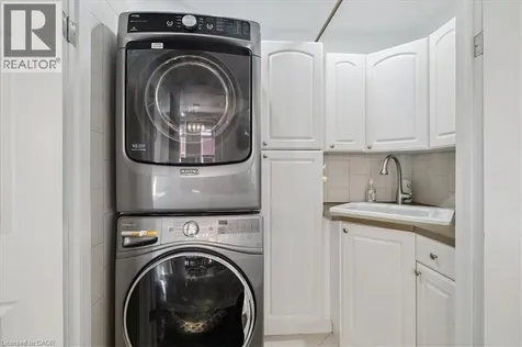 44 Sunvale Place Stoney Creek ON L8E 4Z7