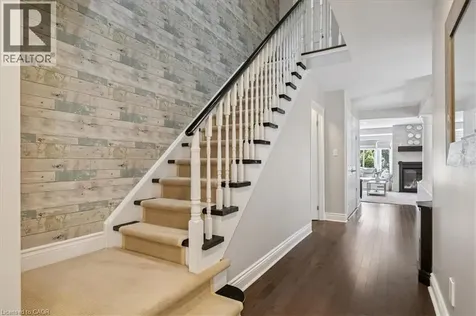 44 Sunvale Place Stoney Creek ON L8E 4Z7