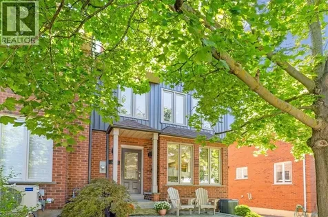 44 Sunvale Place Stoney Creek ON L8E 4Z7