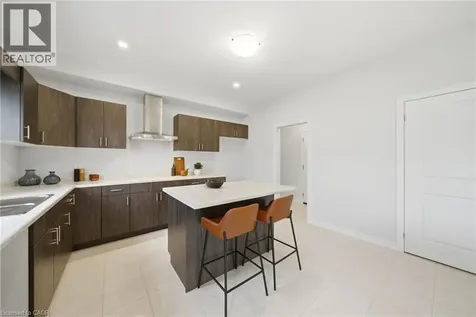 778 Bradford Avenue Fort Erie ON L2A 0H3