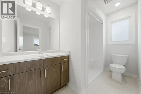 778 Bradford Avenue Fort Erie ON L2A 0H3