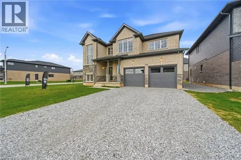 778 Bradford Avenue Fort Erie ON L2A 0H3