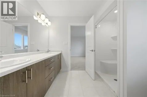 778 Bradford Avenue Fort Erie ON L2A 0H3
