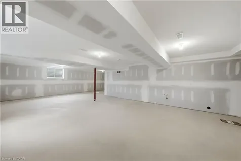 778 Bradford Avenue Fort Erie ON L2A 0H3