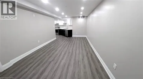 100 Bridgeport Crescent Hamilton ON L9K 1K5
