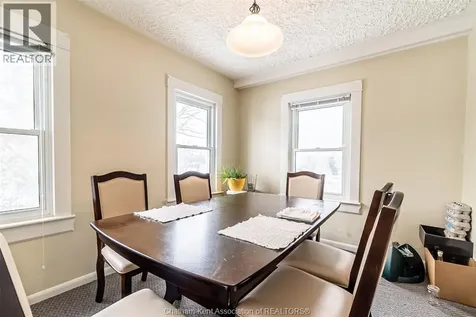 266 Grand Avenue West Chatham ON N7L 1C1