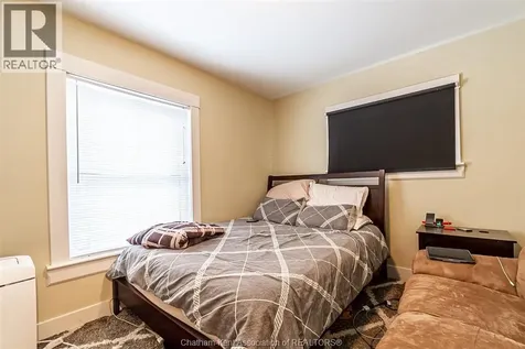 266 Grand Avenue West Chatham ON N7L 1C1