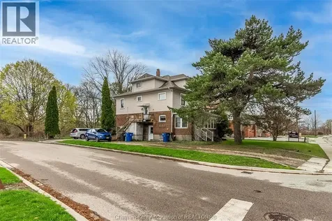 266 Grand Avenue West Chatham ON N7L 1C1