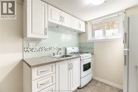 266 Grand Avenue West Chatham ON N7L 1C1