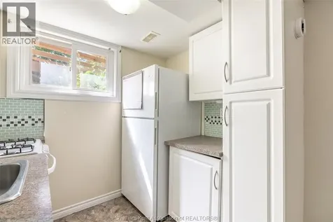 266 Grand Avenue West Chatham ON N7L 1C1