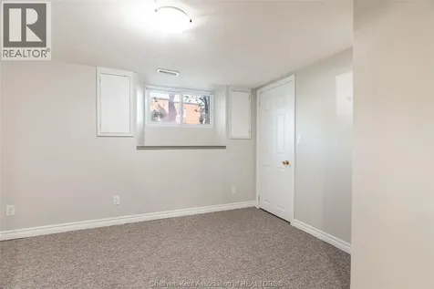 266 Grand Avenue West Chatham ON N7L 1C1
