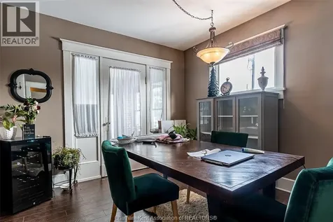 266 Grand Avenue West Chatham ON N7L 1C1