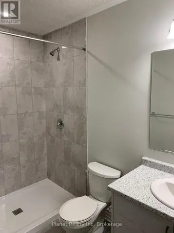25 Isherwood Avenue Cambridge ON N1R 0E2