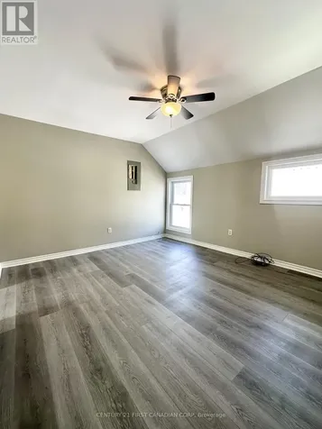 35 Inkerman Street St. Thomas ON N5P 3E9