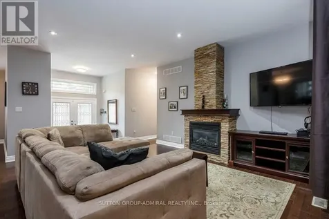 79 Forest Circle Tiny ON L9M 0H4