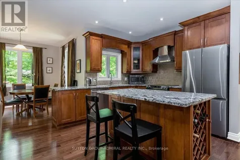 79 Forest Circle Tiny ON L9M 0H4