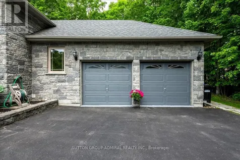 79 Forest Circle Tiny ON L9M 0H4