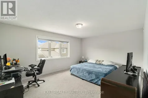 350 Sweetclover Way Ottawa ON K4A 1E6