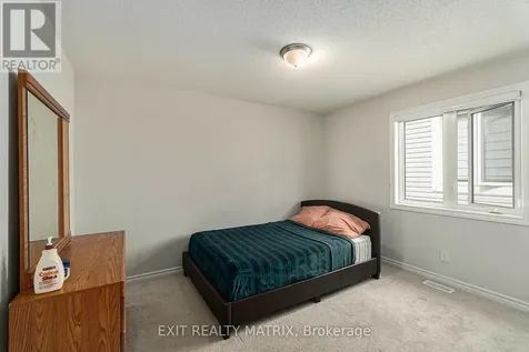 350 Sweetclover Way Ottawa ON K4A 1E6