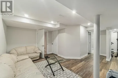 350 Sweetclover Way Ottawa ON K4A 1E6
