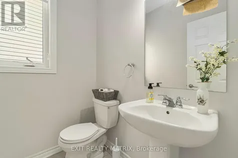 350 Sweetclover Way Ottawa ON K4A 1E6