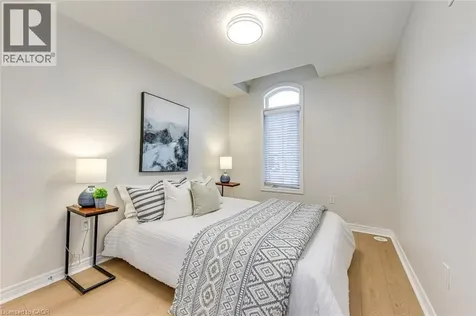 2435 Greenwich Drive Oakville ON L6M 0S4