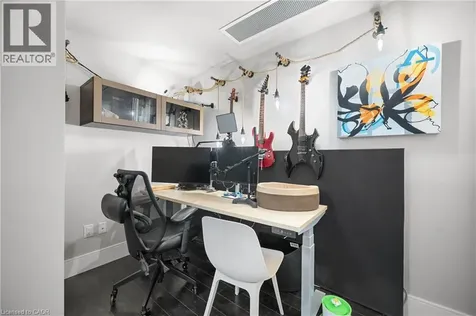 15 Prince Albert Boulevard Kitchener ON N2H 0C2