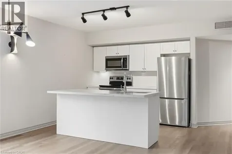 90 Highland Dr Drive Oro-medonte ON L0L 2L0