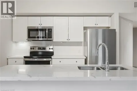 90 Highland Dr Drive Oro-medonte ON L0L 2L0