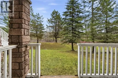 90 Highland Dr Drive Oro-medonte ON L0L 2L0