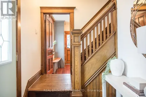 207 Waterloo Street North Cambridge ON N3H 1N1