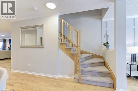 2142 Meadowglen Drive Oakville ON L6M 4C8