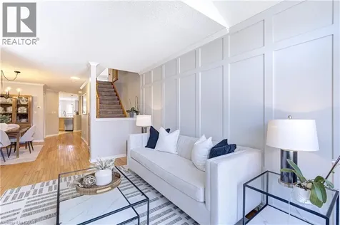 2142 Meadowglen Drive Oakville ON L6M 4C8