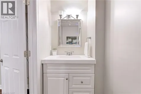 2142 Meadowglen Drive Oakville ON L6M 4C8