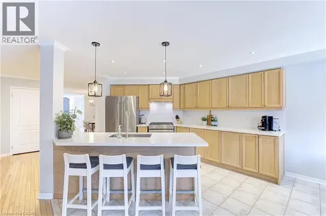 2142 Meadowglen Drive Oakville ON L6M 4C8