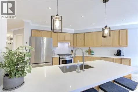 2142 Meadowglen Drive Oakville ON L6M 4C8