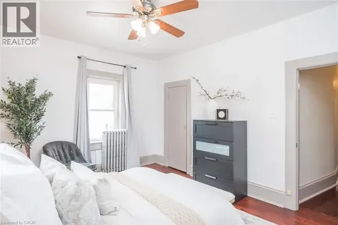 207 Waterloo Street North Cambridge ON N3H 1N1