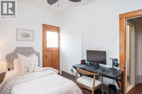 207 Waterloo Street North Cambridge ON N3H 1N1