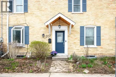 207 Waterloo Street North Cambridge ON N3H 1N1