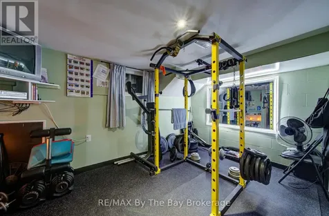31 Saunders Street Collingwood ON L9Y 0G3