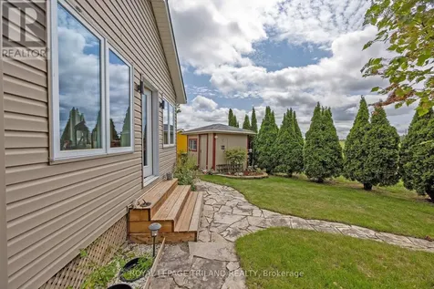 18 Coleman Court St. Thomas ON N5R 0A5