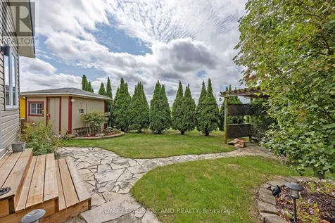 18 Coleman Court St. Thomas ON N5R 0A5